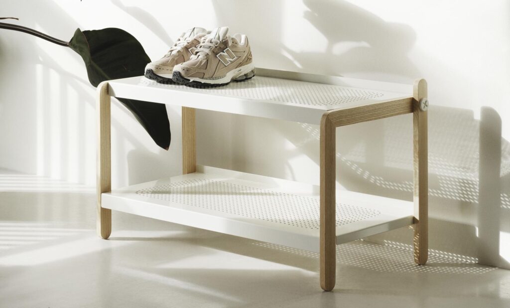 Sko - Stilren skoreol i minimalistisk dansk design