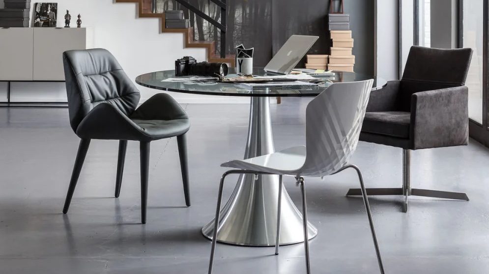 Grande Possibilita - Elegant og stilfuldt bord i glas og aluminium