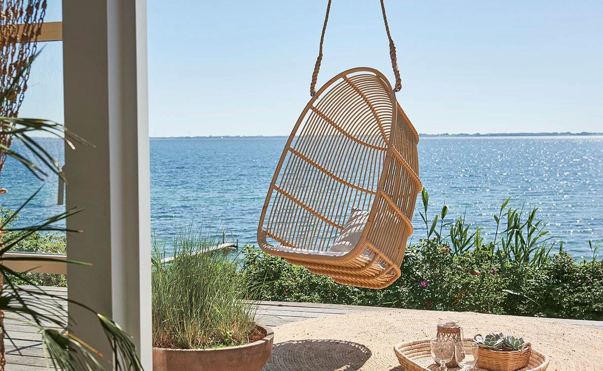 Renoir Exterior - Den perfekte hængstol til både udendørs og indendørs brug